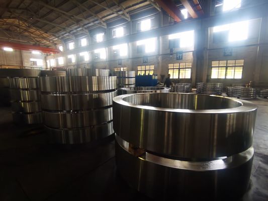 Tratamento Térmico QT para Anéis de Aço Forjado Proporcionando Precisão Dimensional de 1000 a 7800mm Ideal para Estruturas e Indústria Pesada
