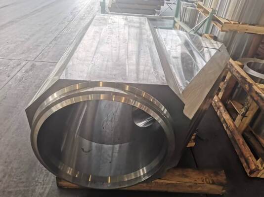 Produtos acabados por usinagem duráveis fabricados a partir de materiais que suportam ambientes operacionais exigentes e uma vida útil prolongada